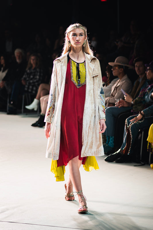 APPLIQUE SLEEVES KORA LONG JACKET