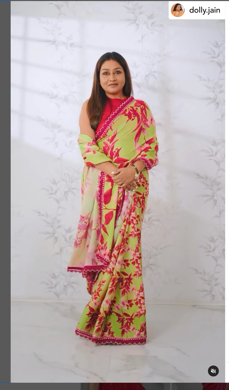 CONTRAST FLOWER PRINT SAREE