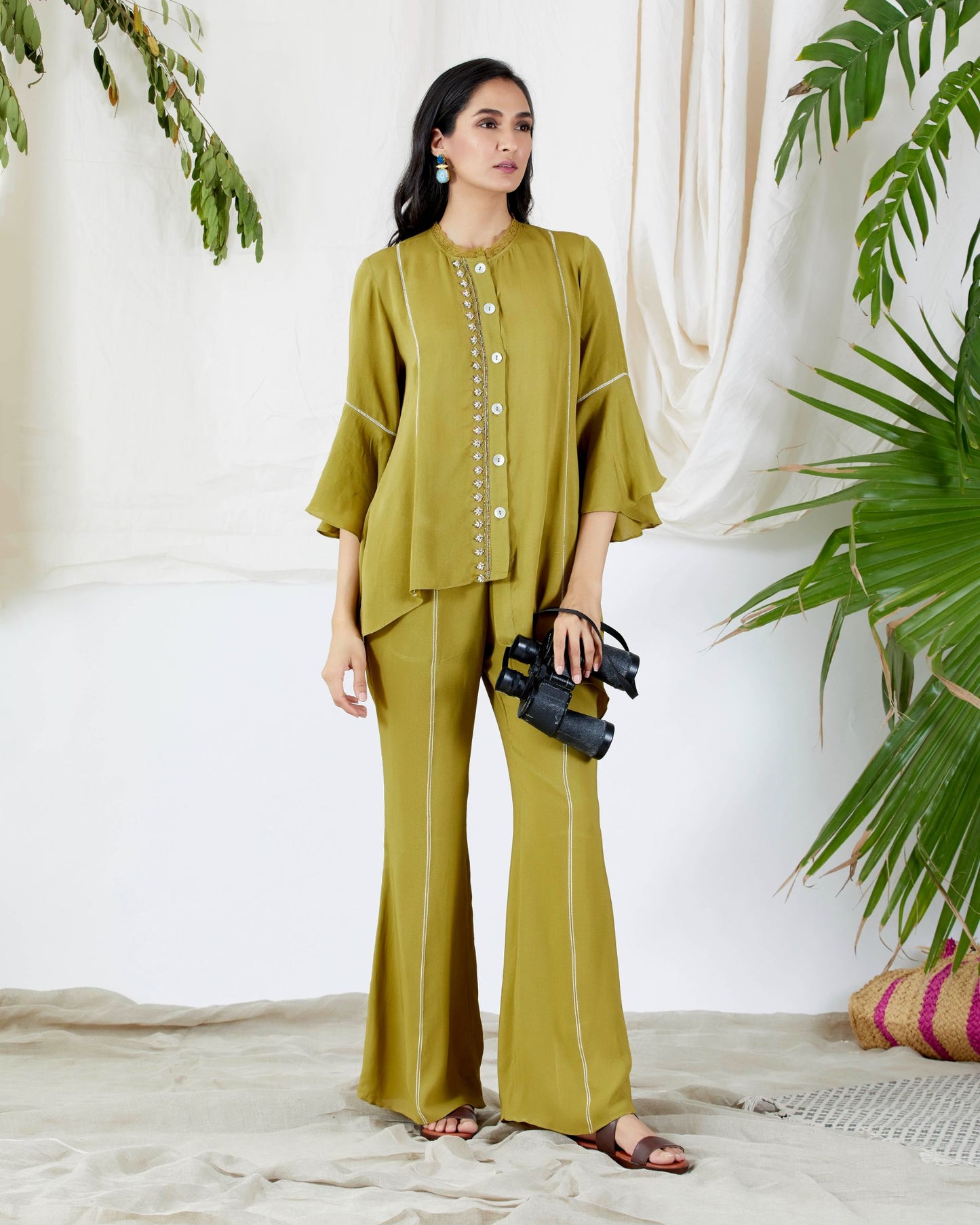 PEARL LEAF ASYMMETRICAL SHIRT SET