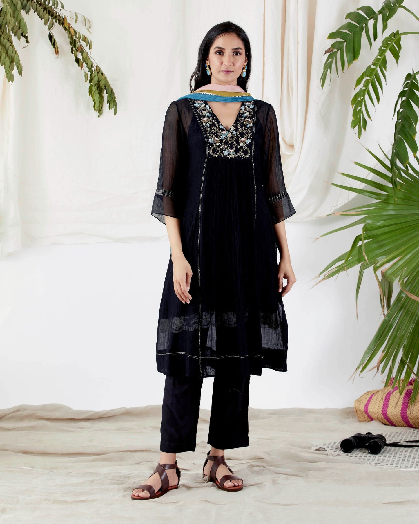 OLD ZARDOZI PANELLED SUIT