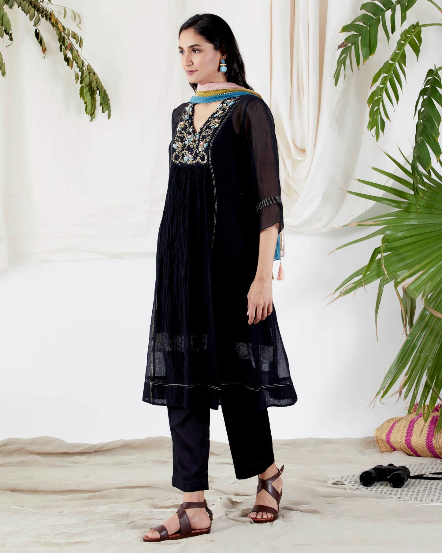 OLD ZARDOZI PANELLED SUIT