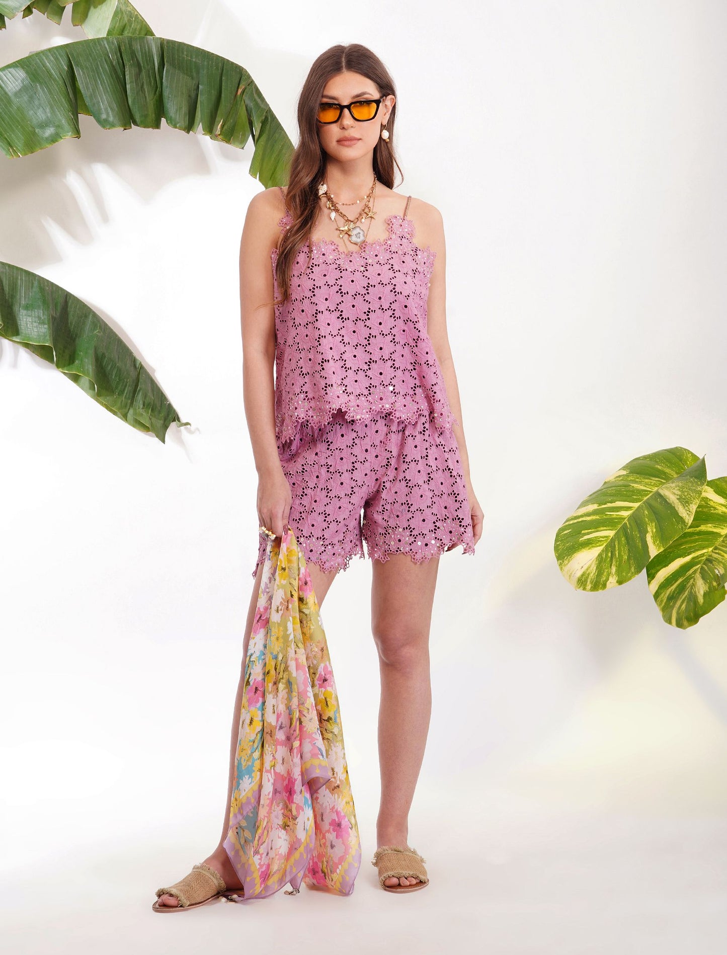 BRODERIE ANGLAISE SHORTS AND TOP
