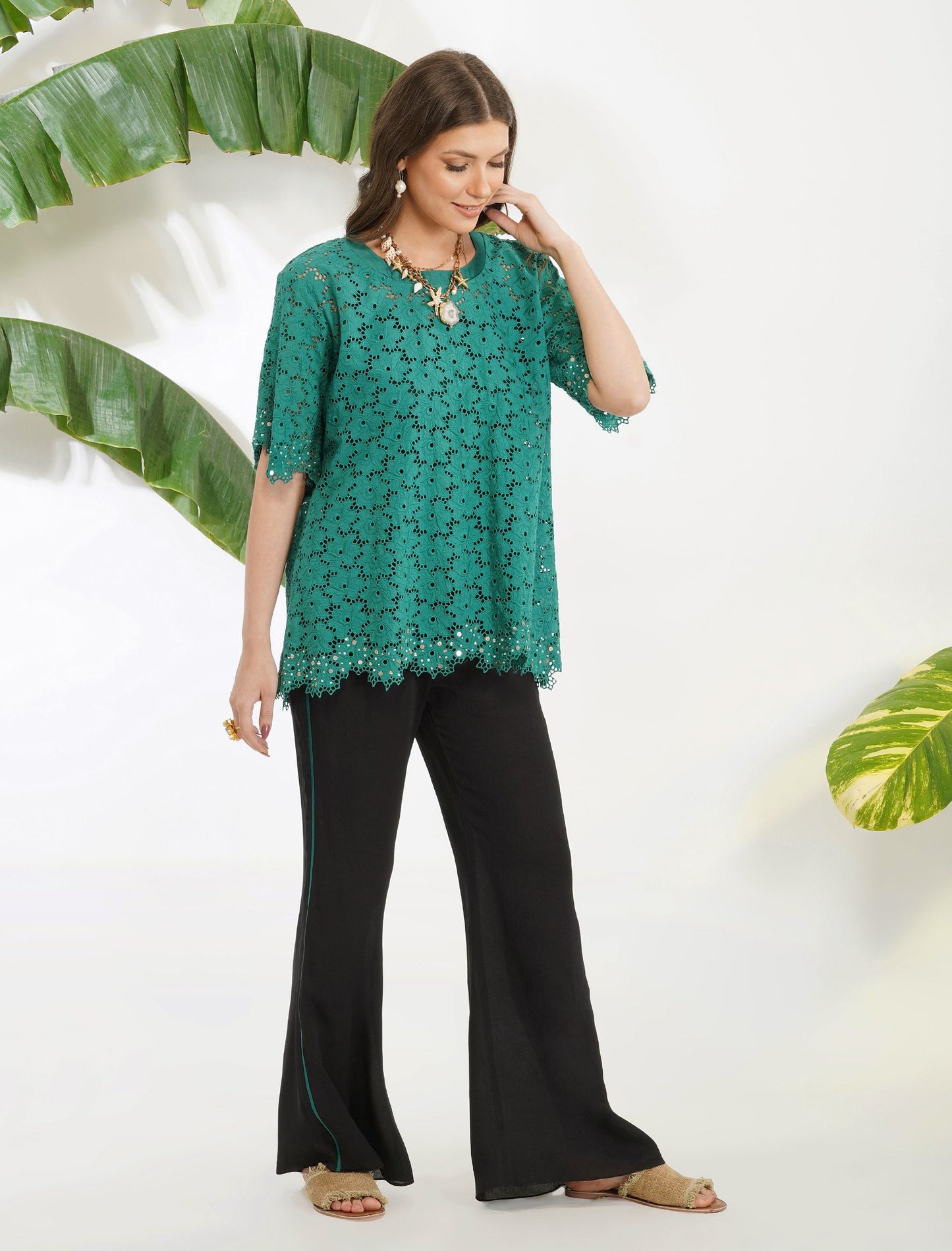BRODERIE ANGLAISE TOP