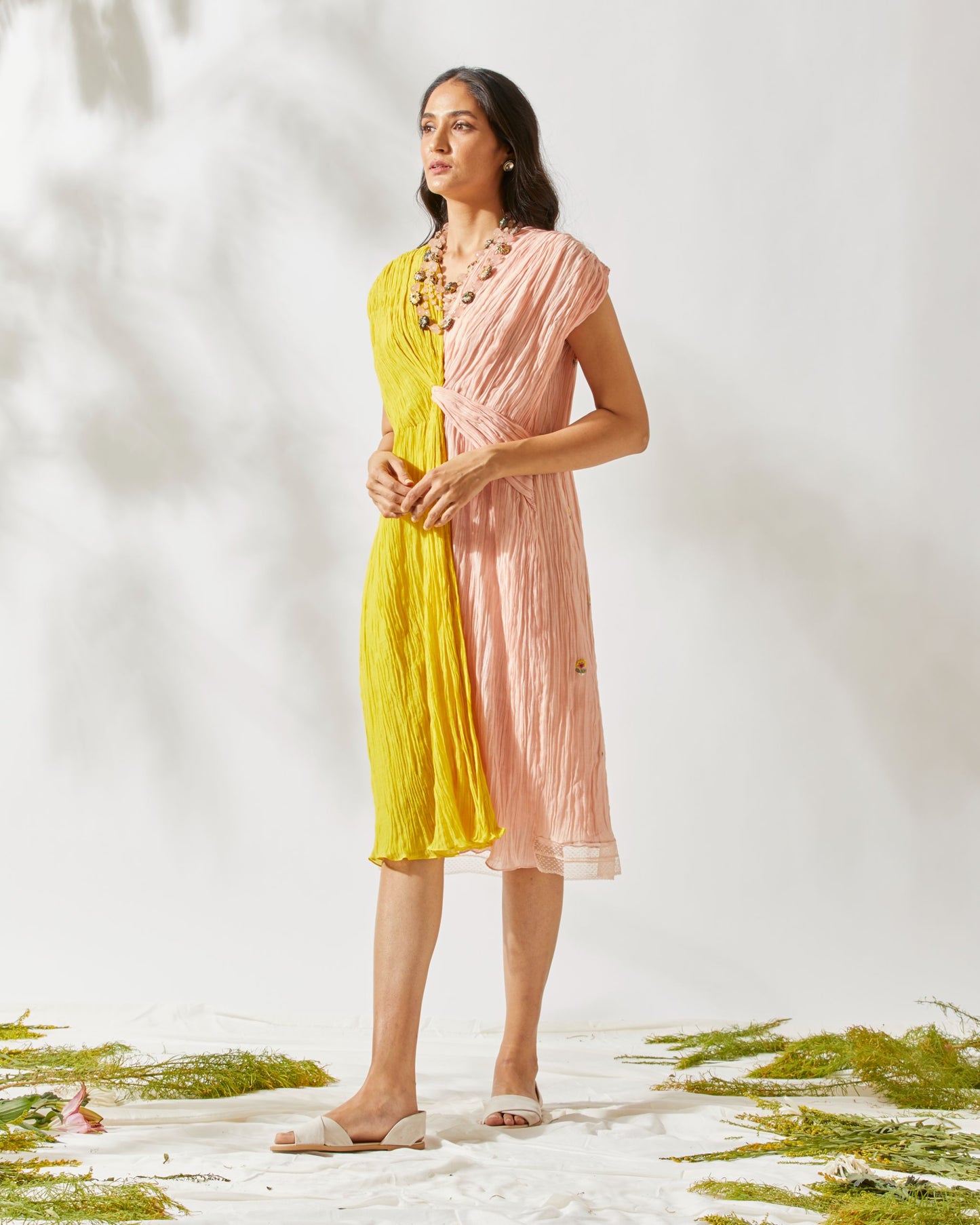 TWO TONED CARNATION KNOTTED DRESS