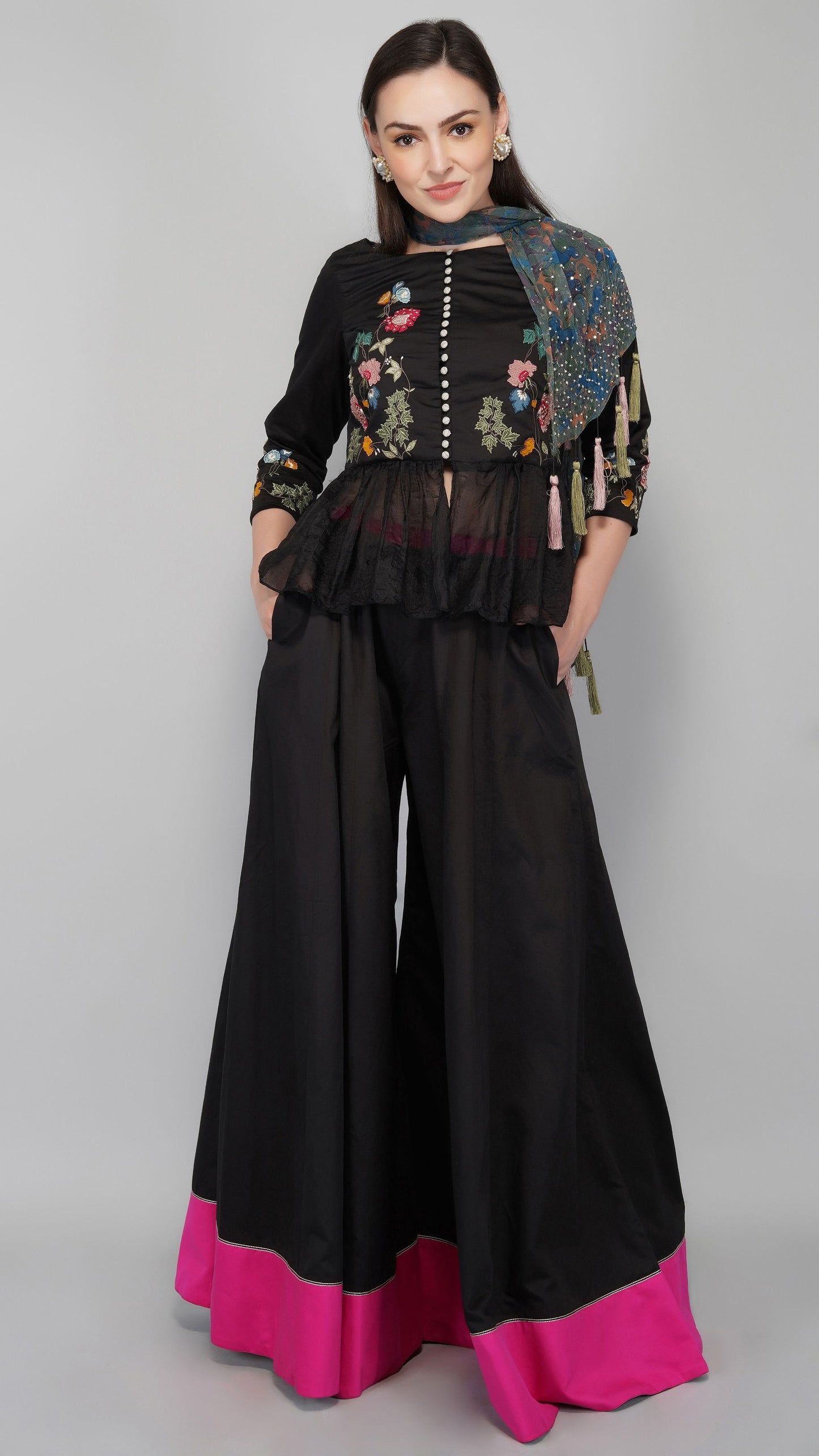 VINTAGE APPLIQUE SHARARA