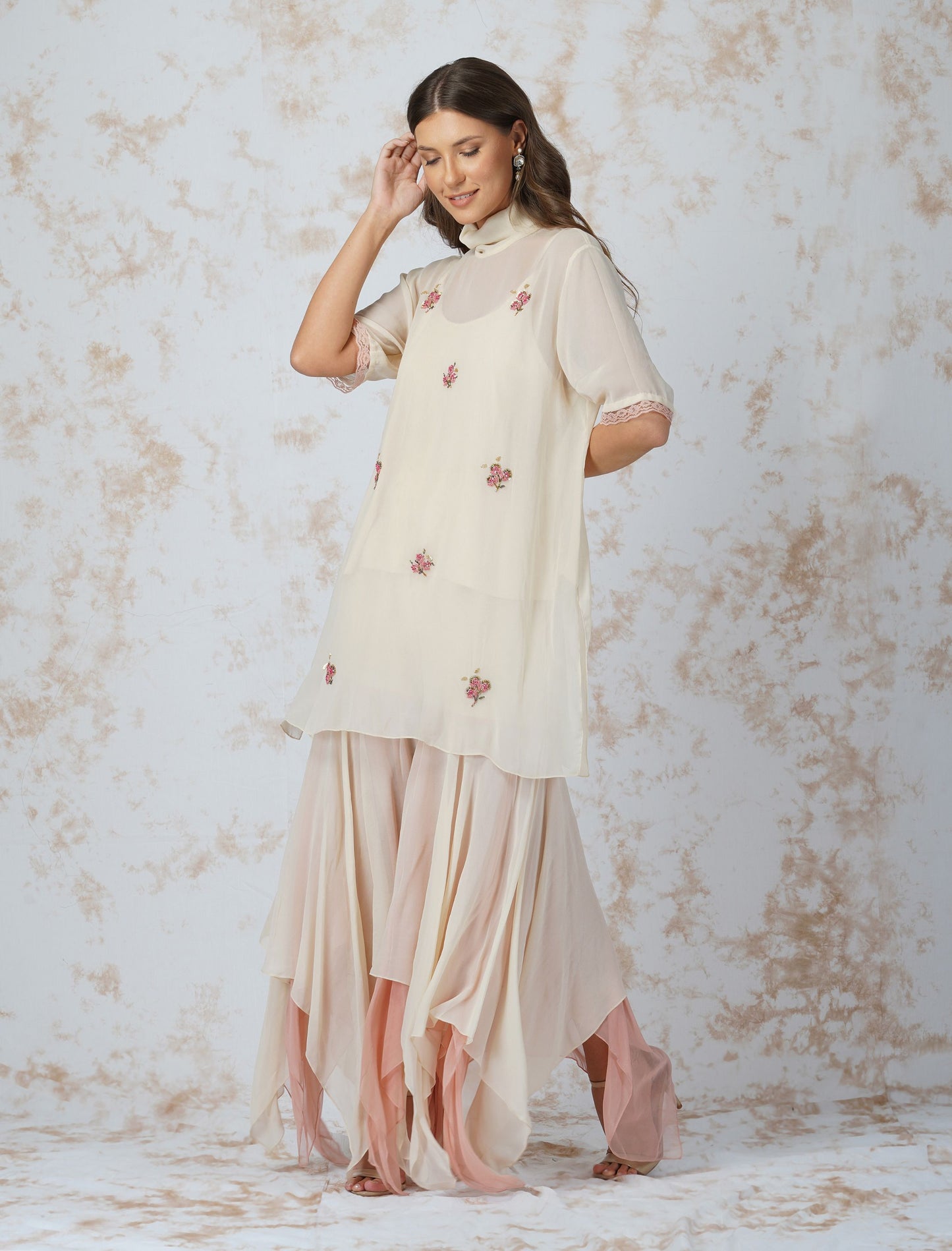 BEADED FLOWER HIGH NECK TUNIC SET