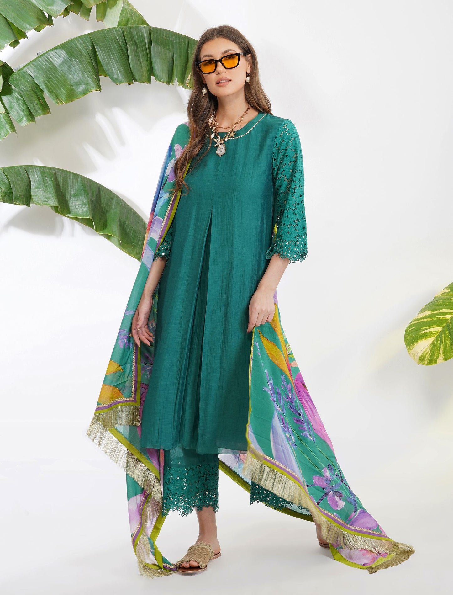 BRODERIE ANGLAISE SUIT SET