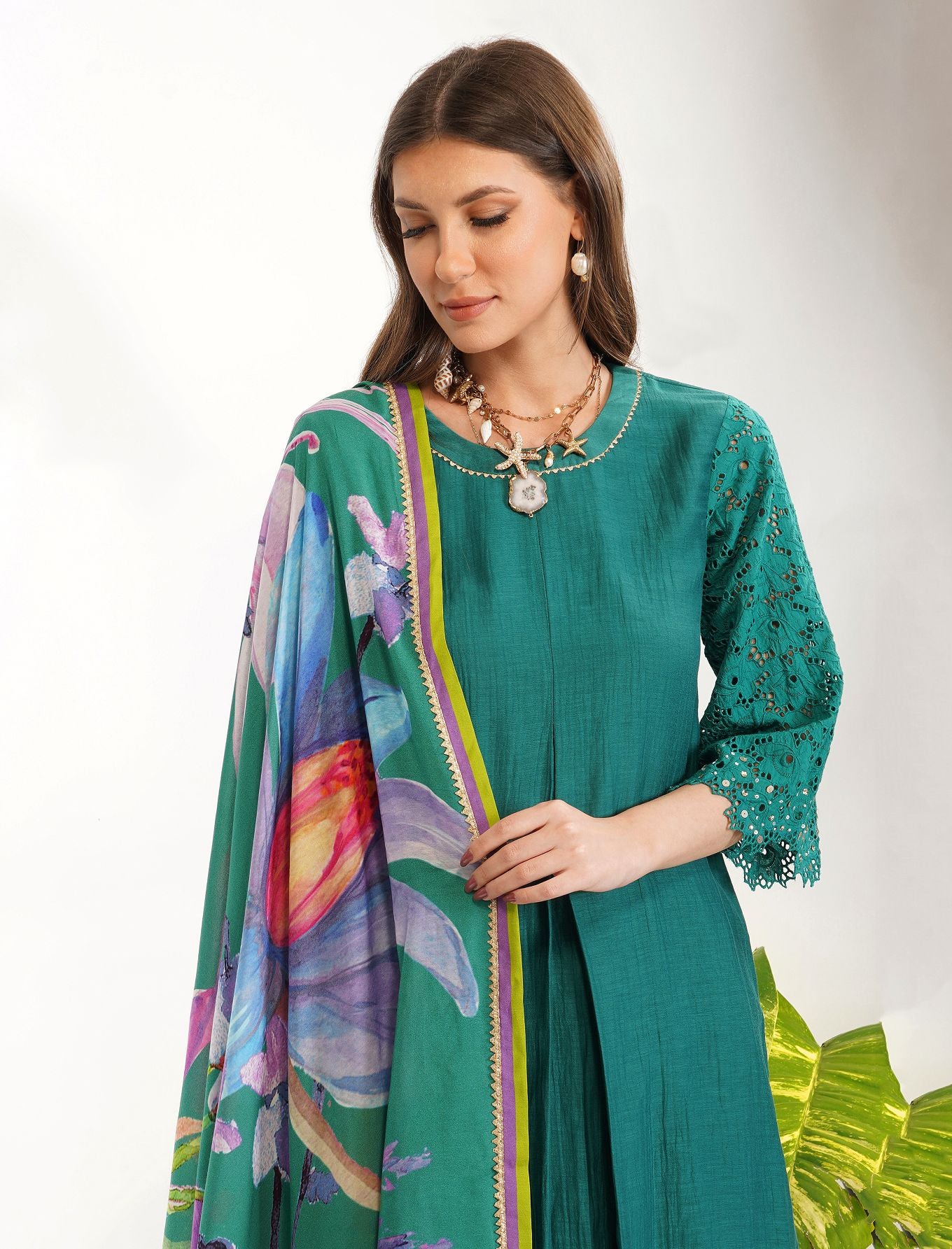 BRODERIE ANGLAISE SUIT SET