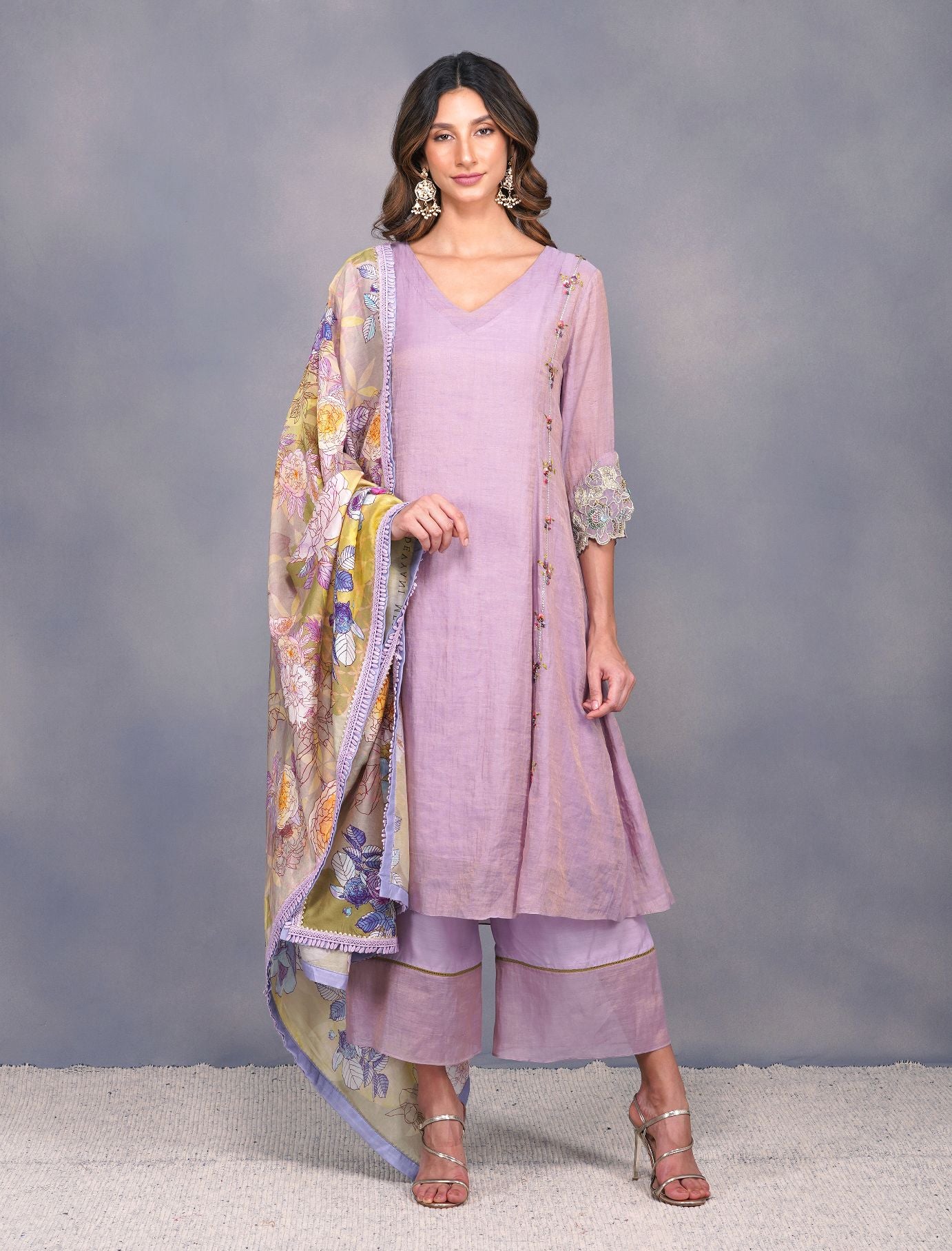 METALLIC FLOWER SUIT WITH BIG PRINT DUPATTA