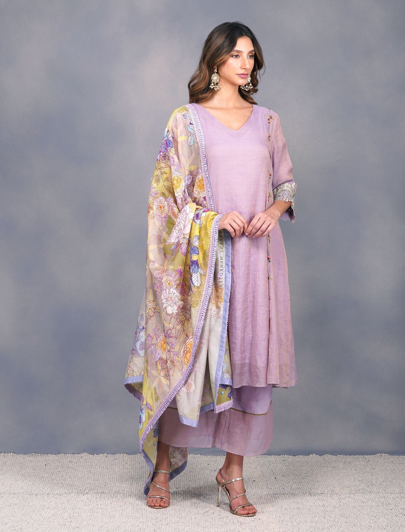 METALLIC FLOWER SUIT WITH BIG PRINT DUPATTA