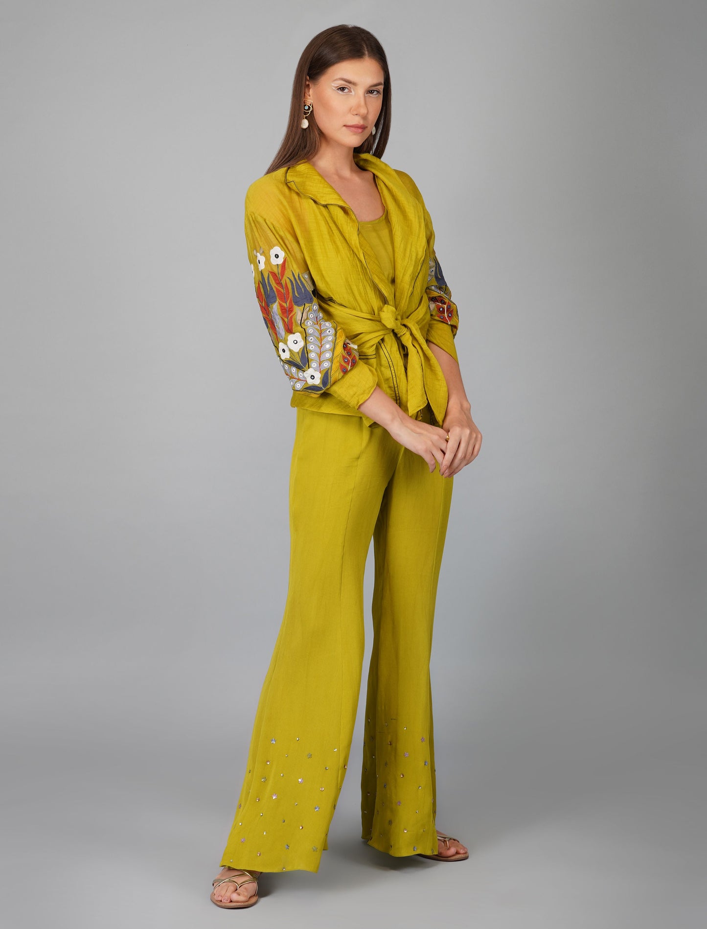 APPLIQUE SLEEVE BELTED TOP SET