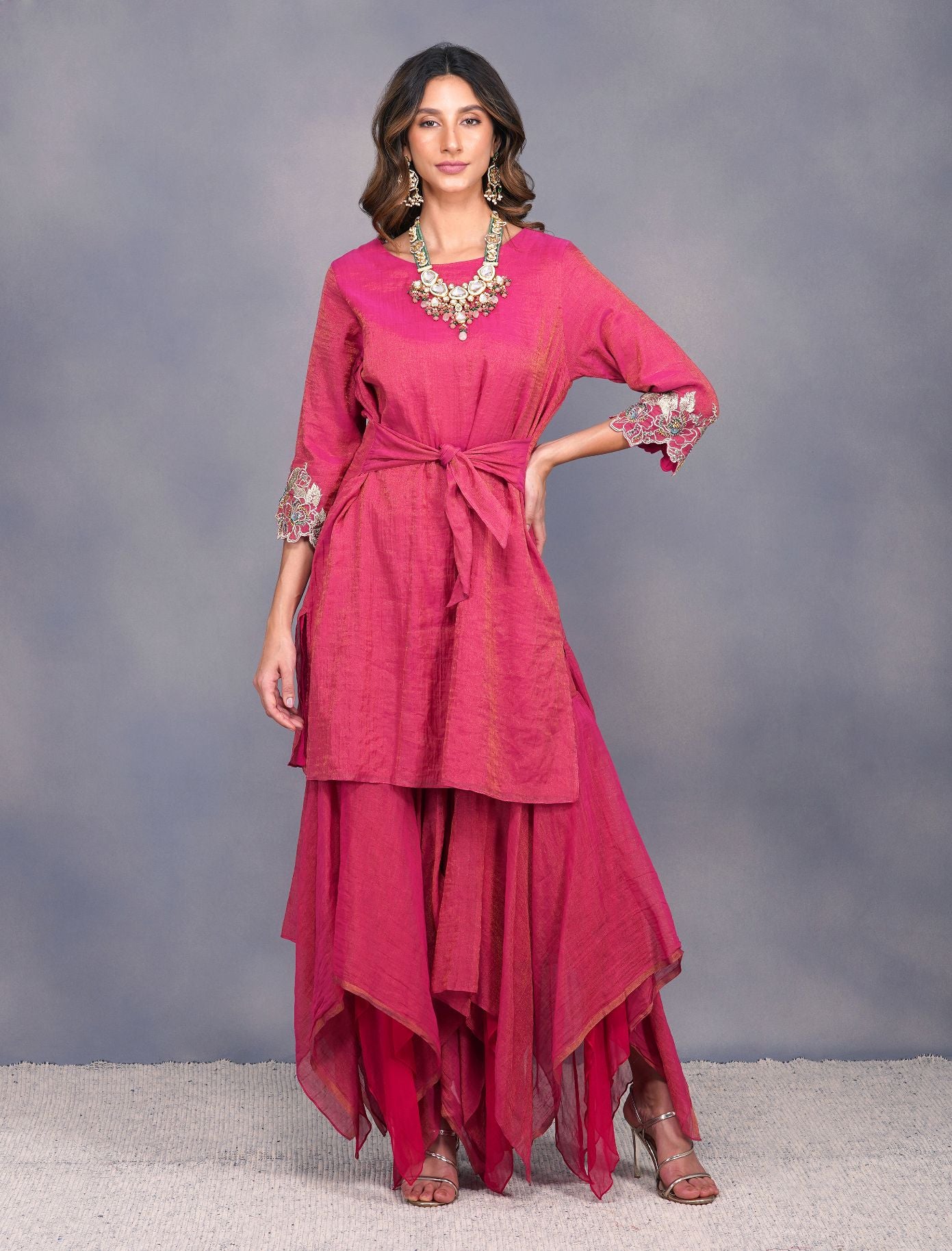 METALLIC FLOWER BELTED GARARA SET