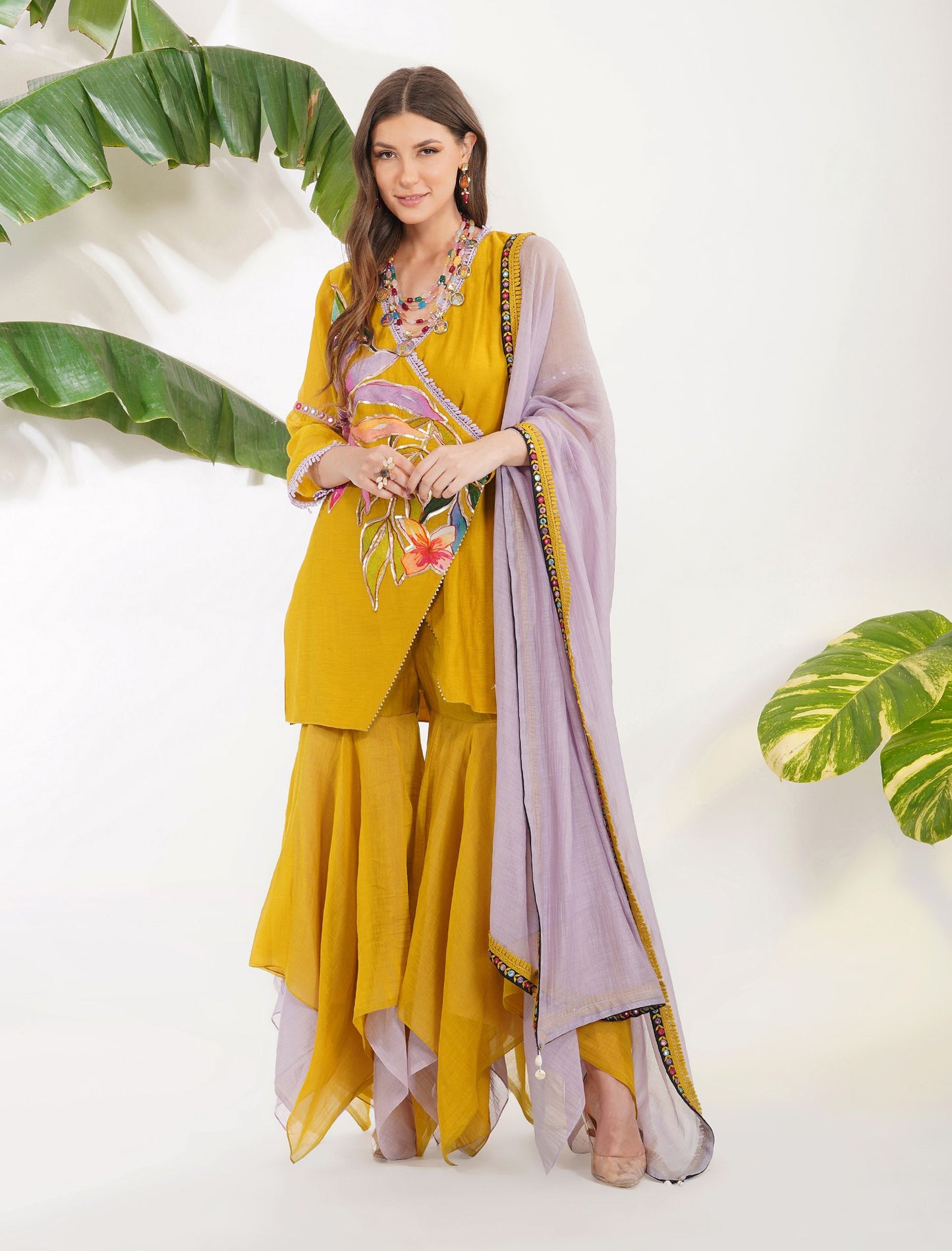 TROPICAL FLOWER APPLIQUE GARARA SET