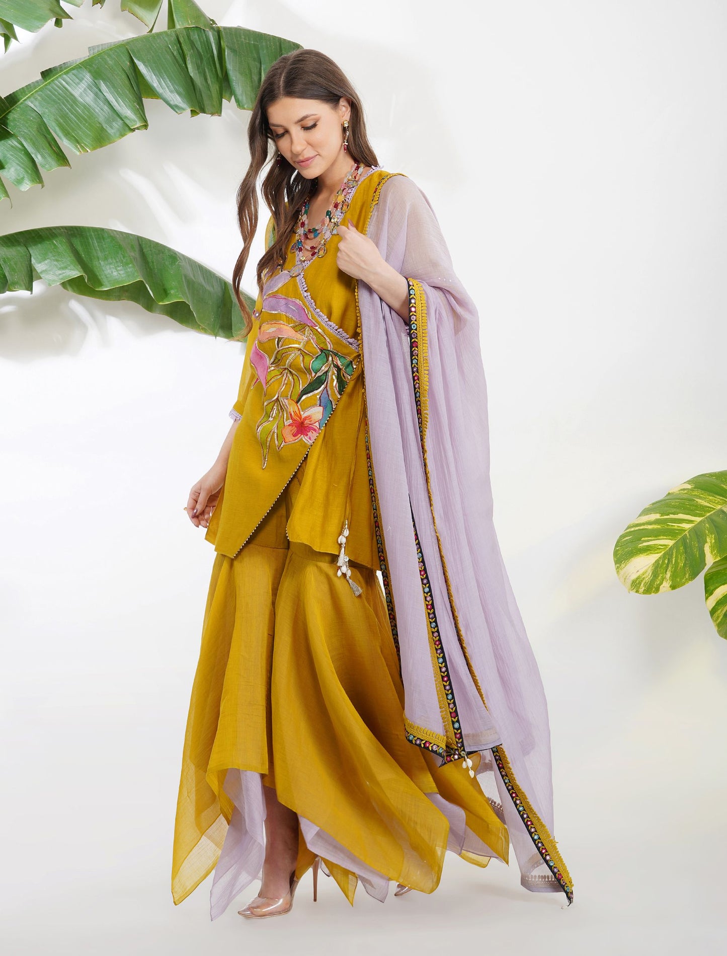 TROPICAL FLOWER APPLIQUE GARARA SET