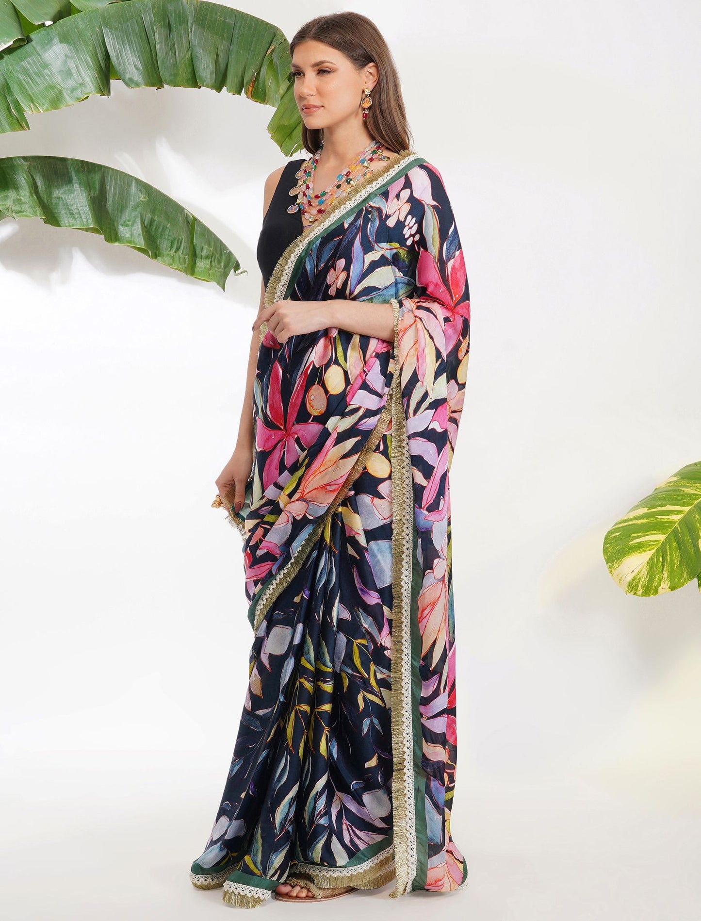 TROPICAL FLOWER PRINTED SAREE SET