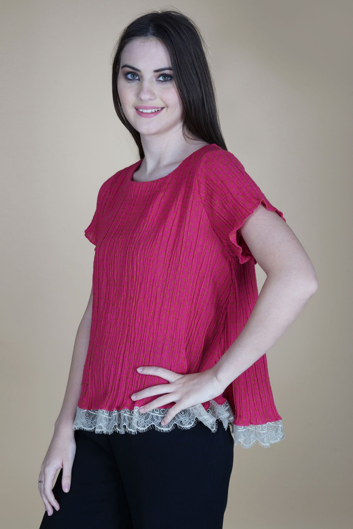 THREAD WORK CRINKLED TOP