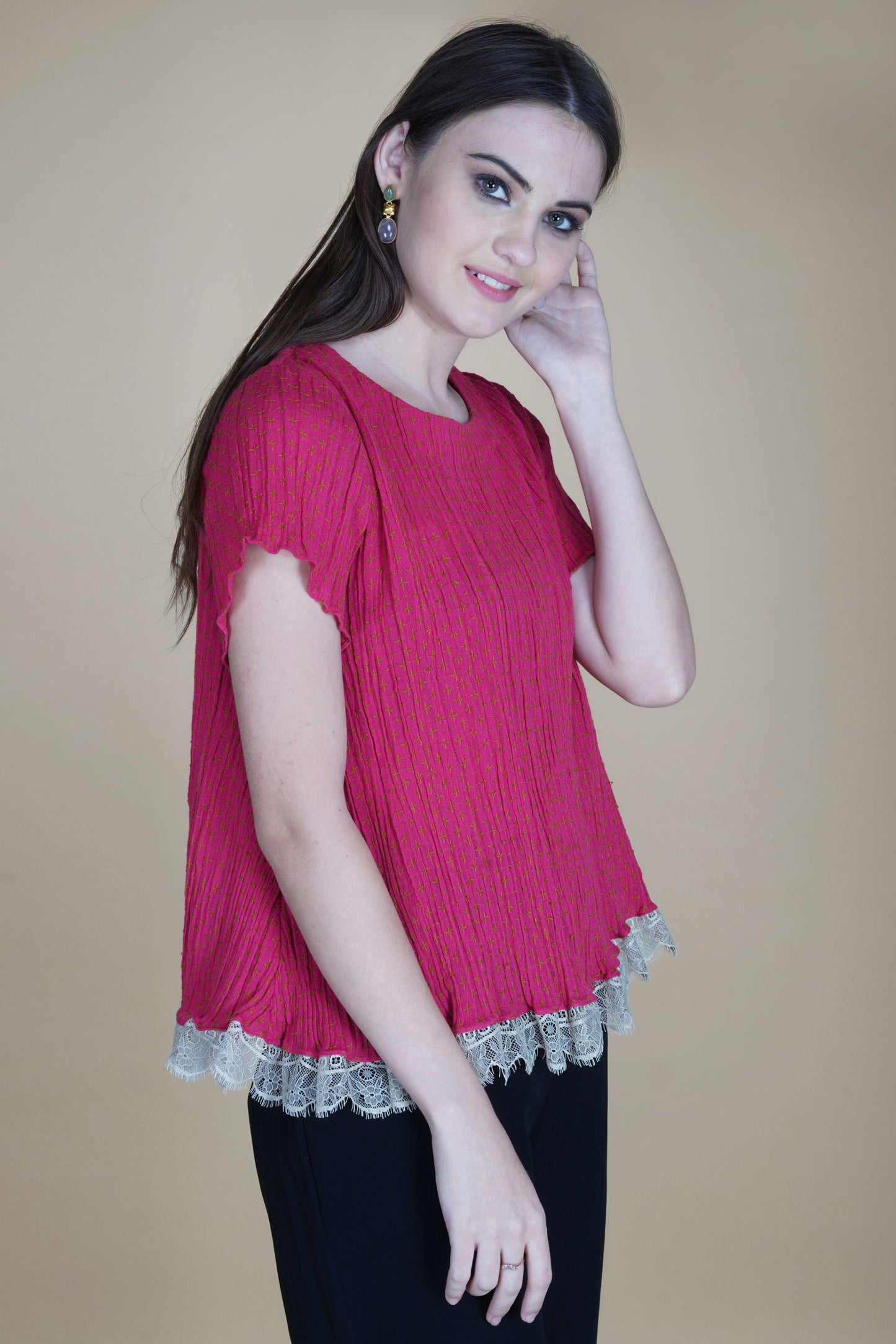 THREAD WORK CRINKLED TOP