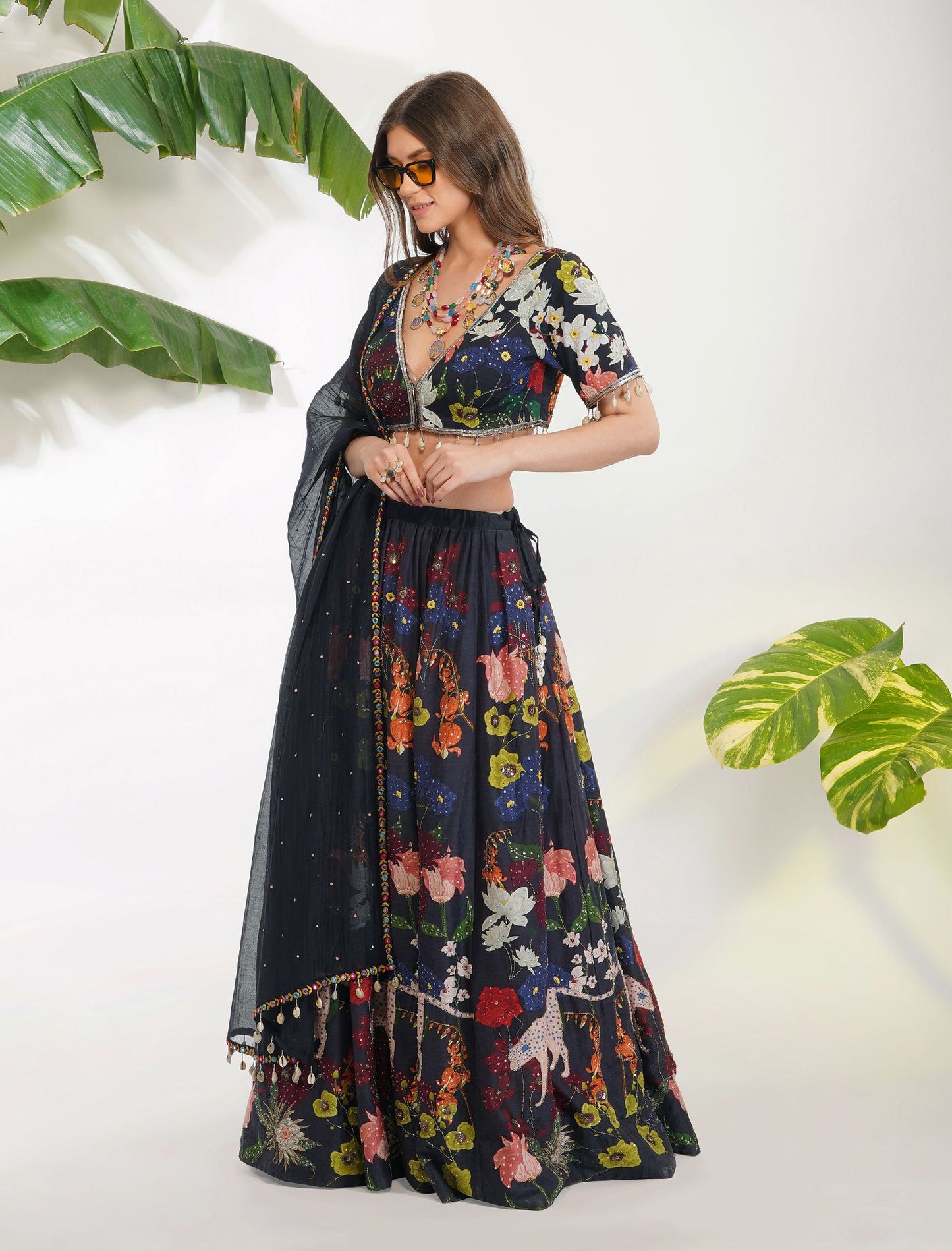 FLORA FAUNA LEHENGA SET