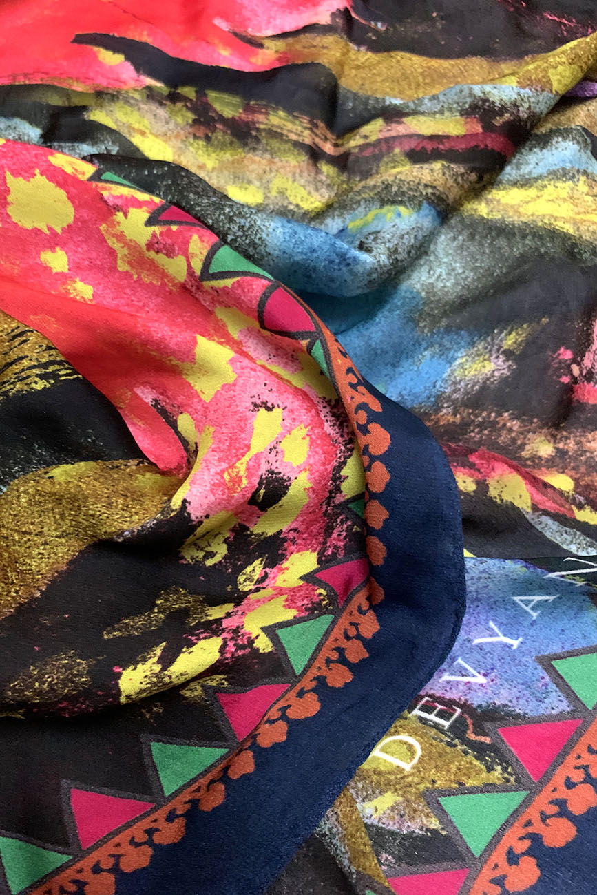 ABSTRACT PRINT SATIN SCARF