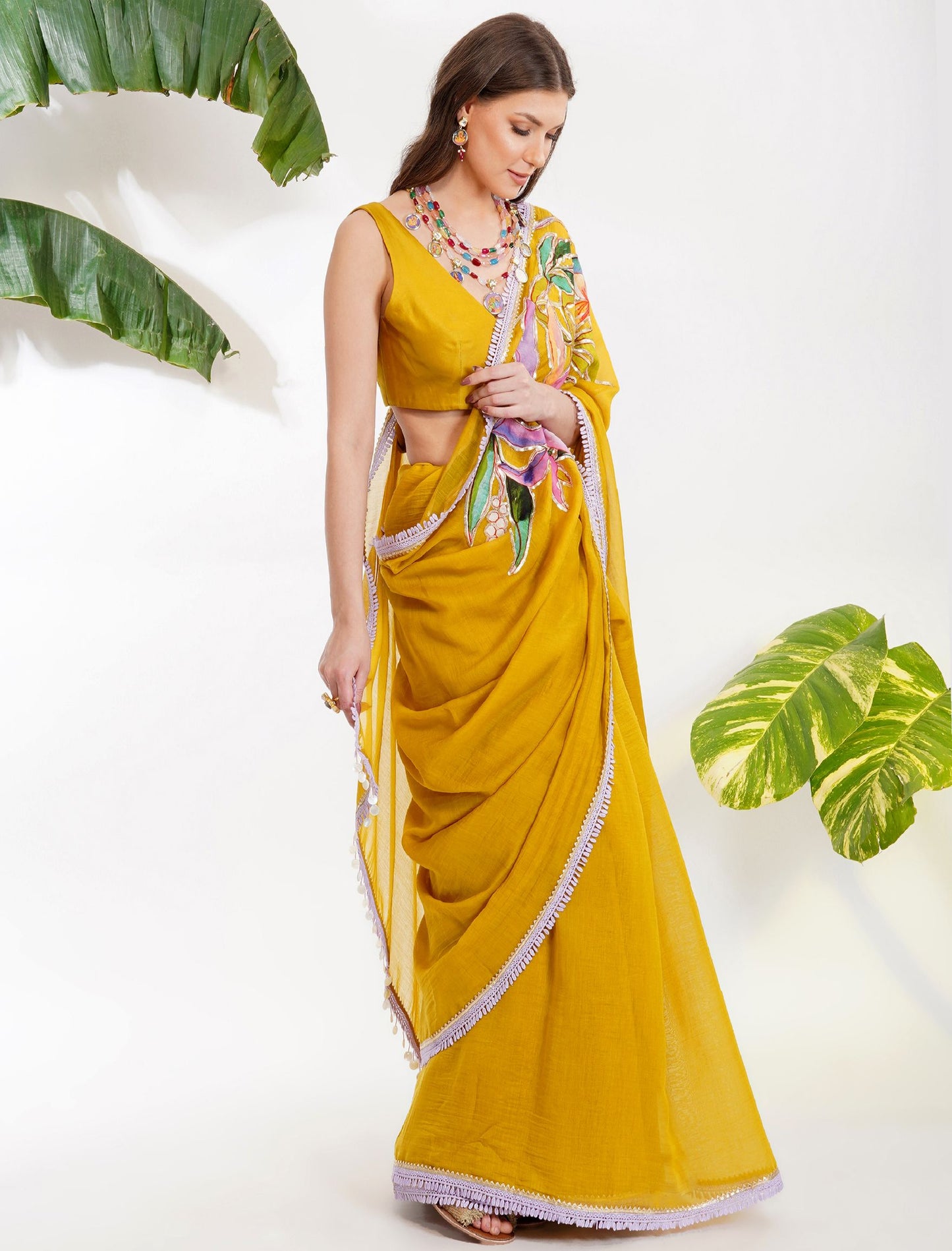 TROPICAL FLOWER APPLIQUE SAREE SET