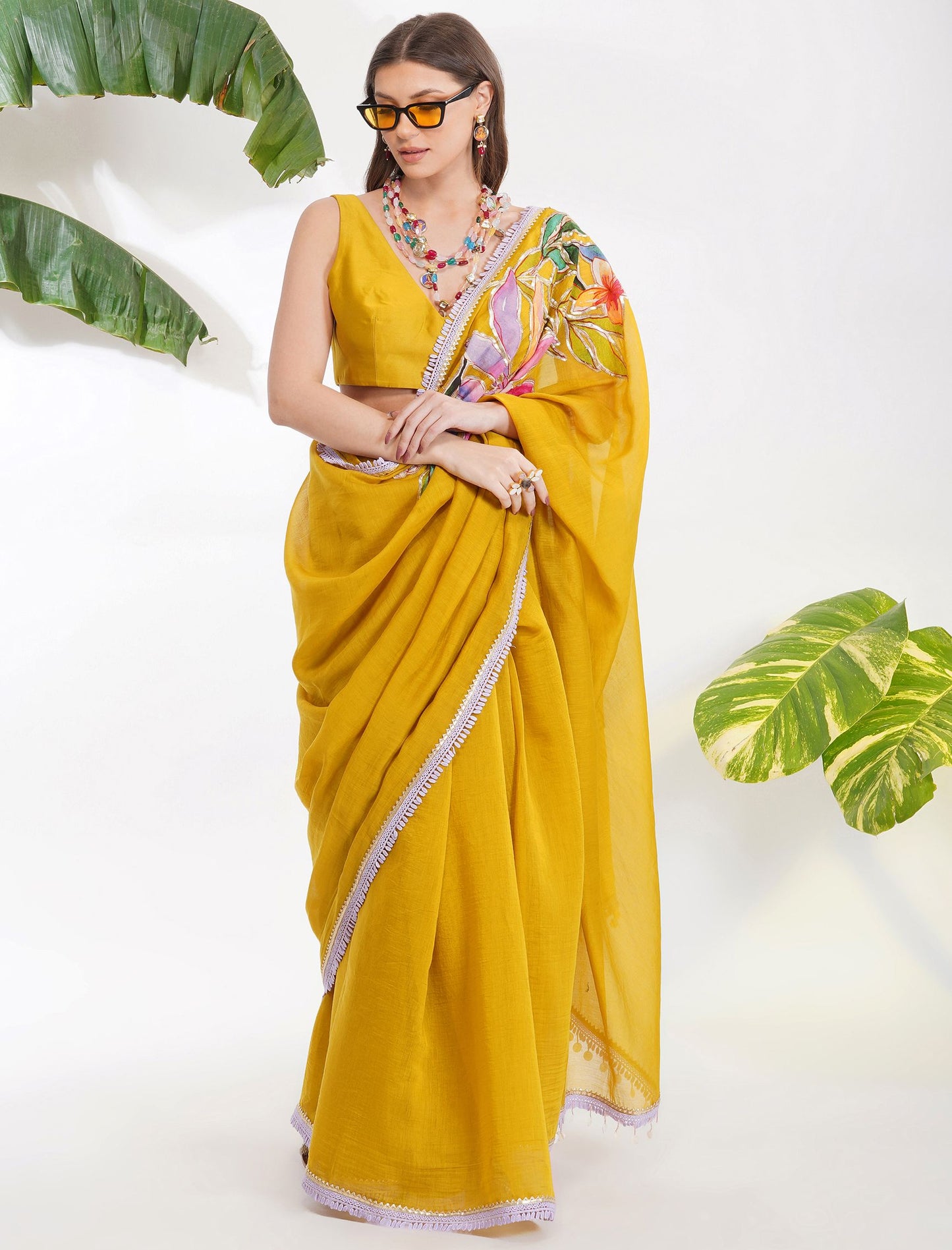 TROPICAL FLOWER APPLIQUE SAREE SET