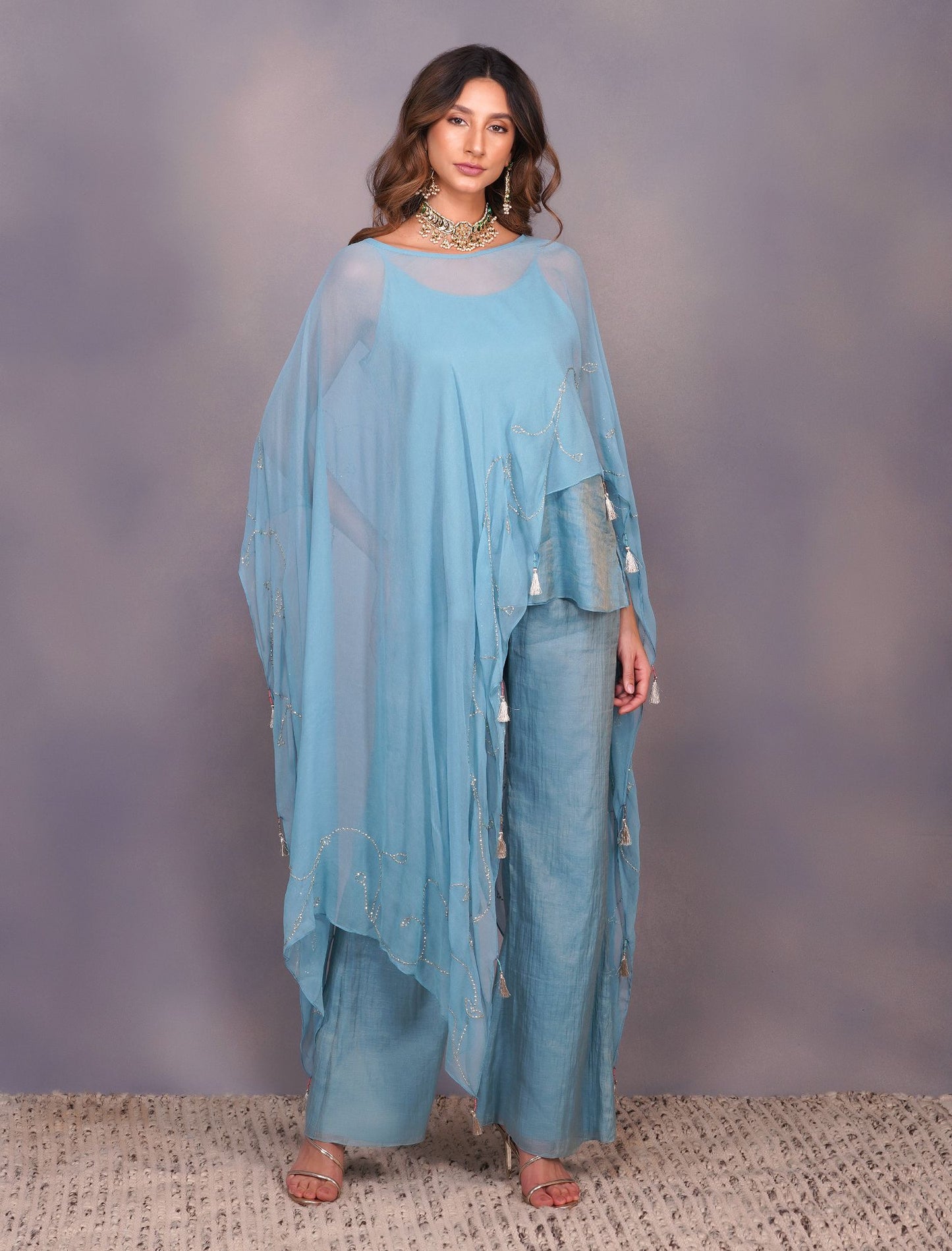 CAPE SET