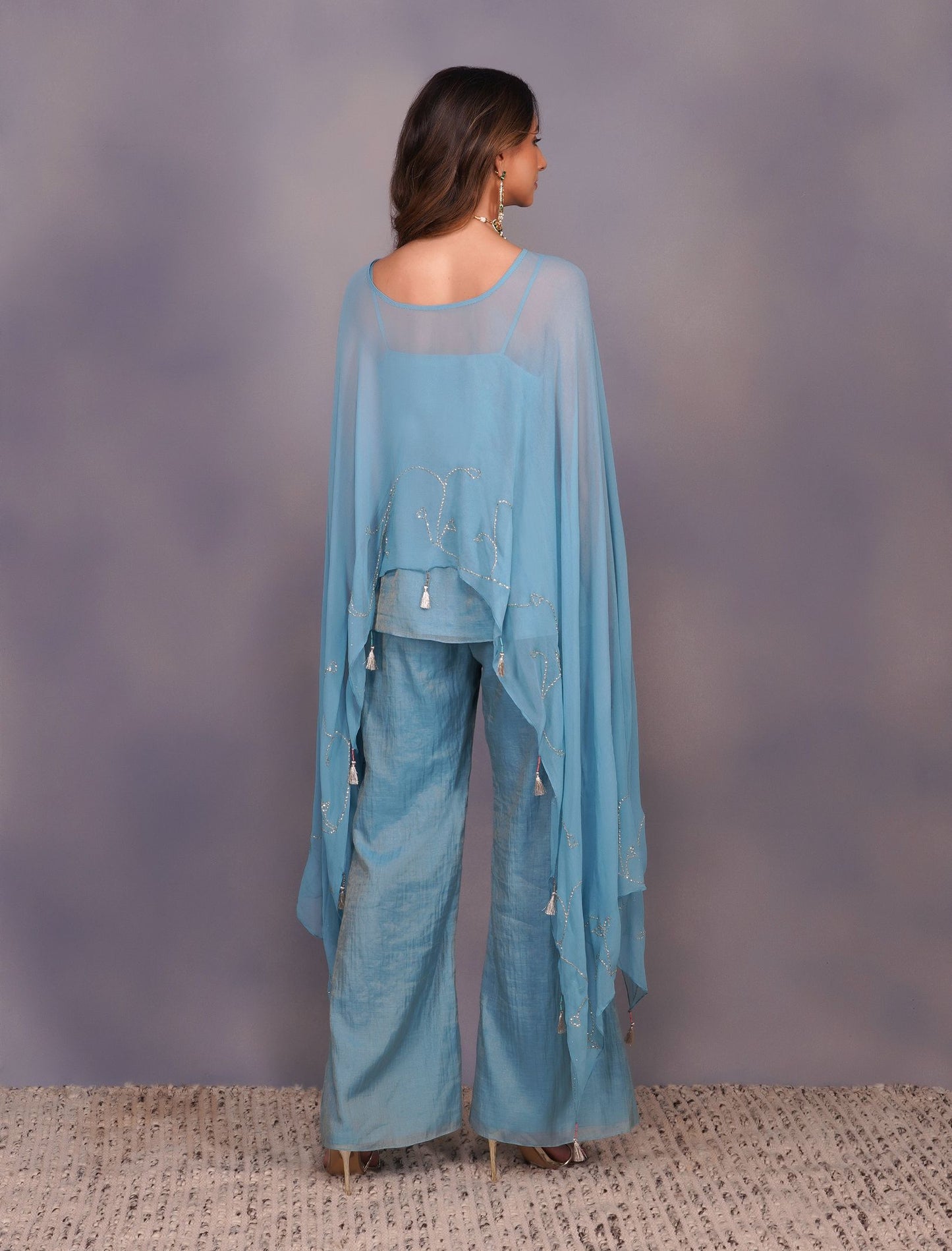 CAPE SET