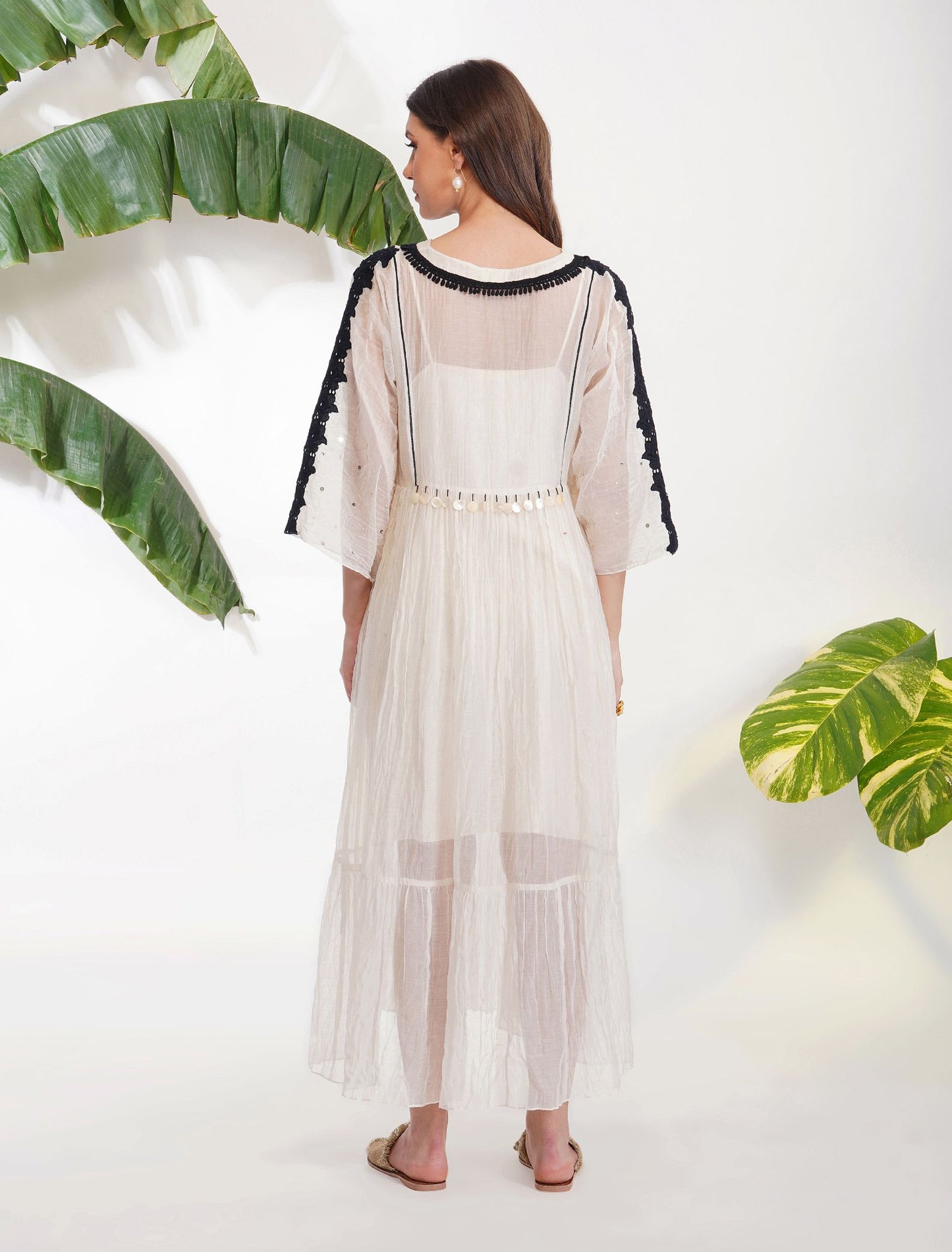 FLOWER APPLIQUE MAXI DRESS