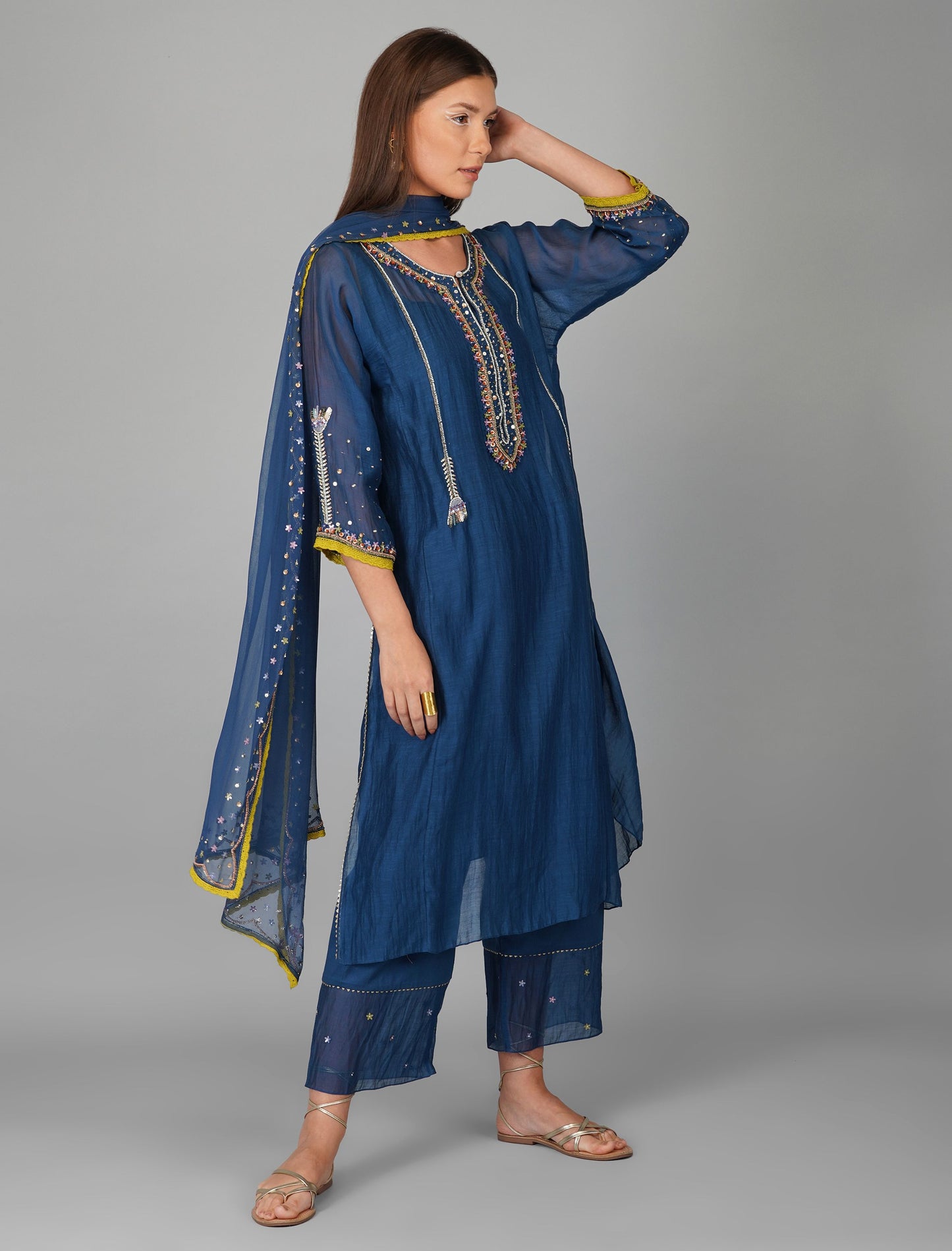 SEQUIN FLOWER EGYPTIAN BLUE KURTA SET