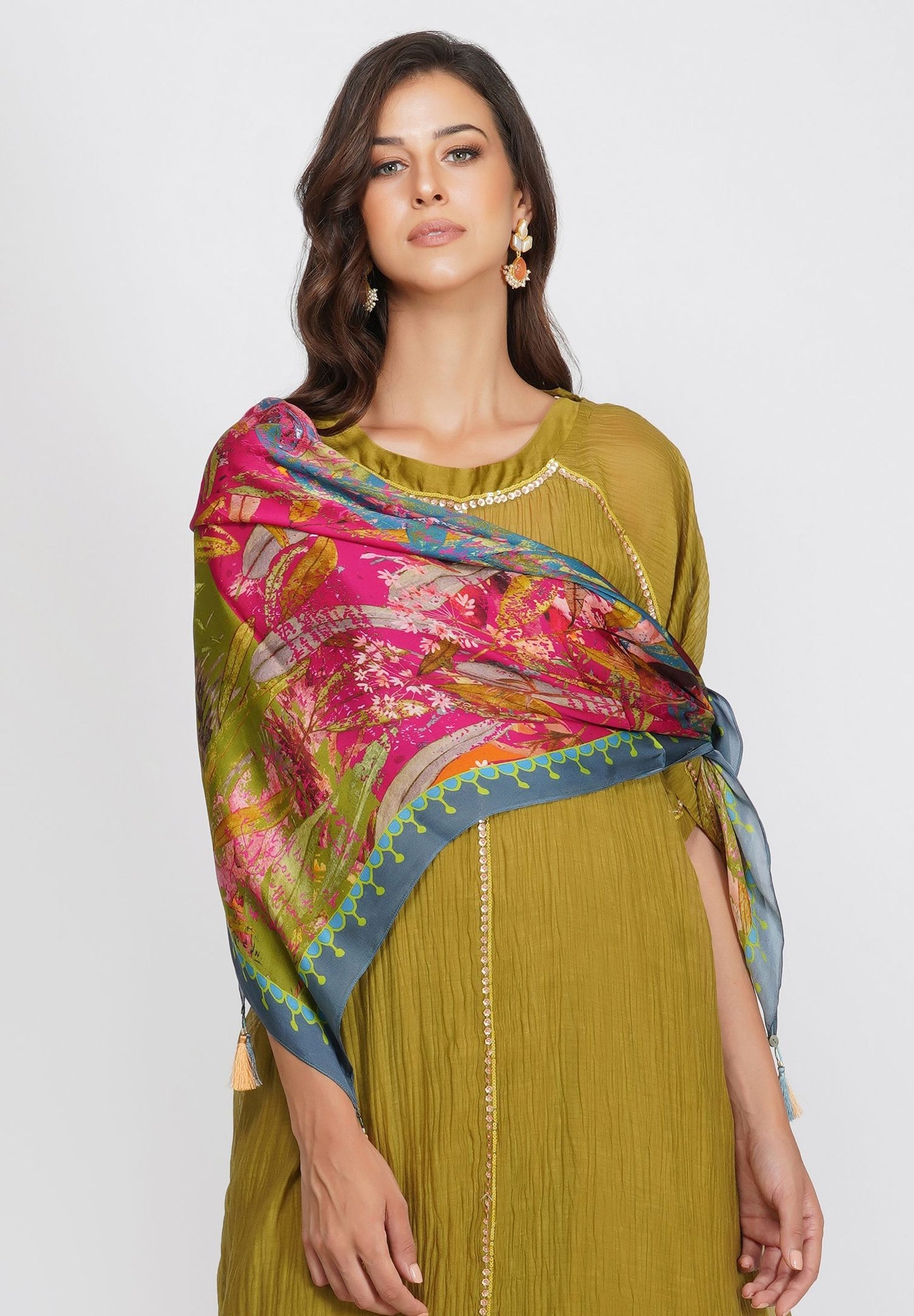 MULTI LEAF PRINT SCARF