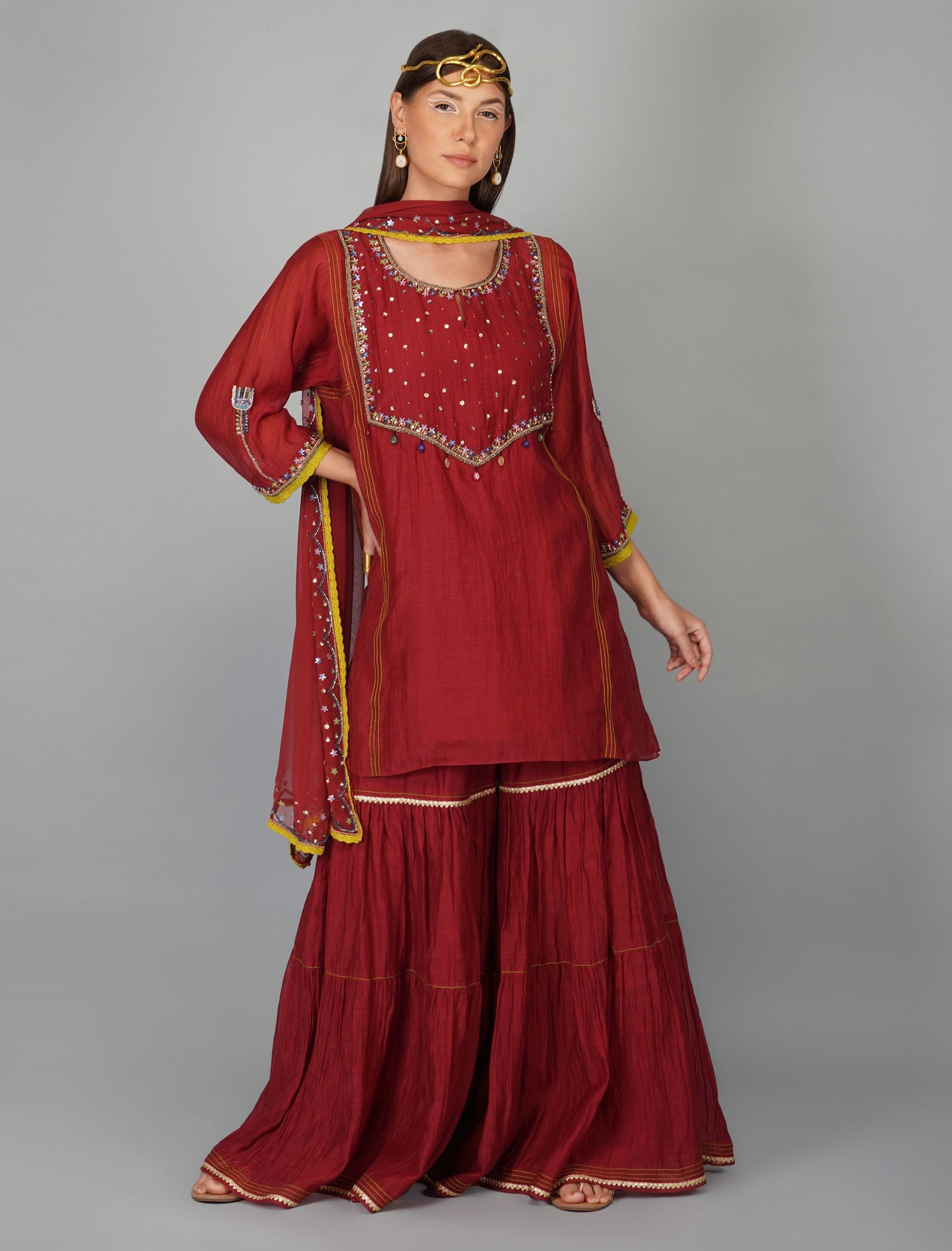 FLOWER SEQUIN GARNET GARARA SET