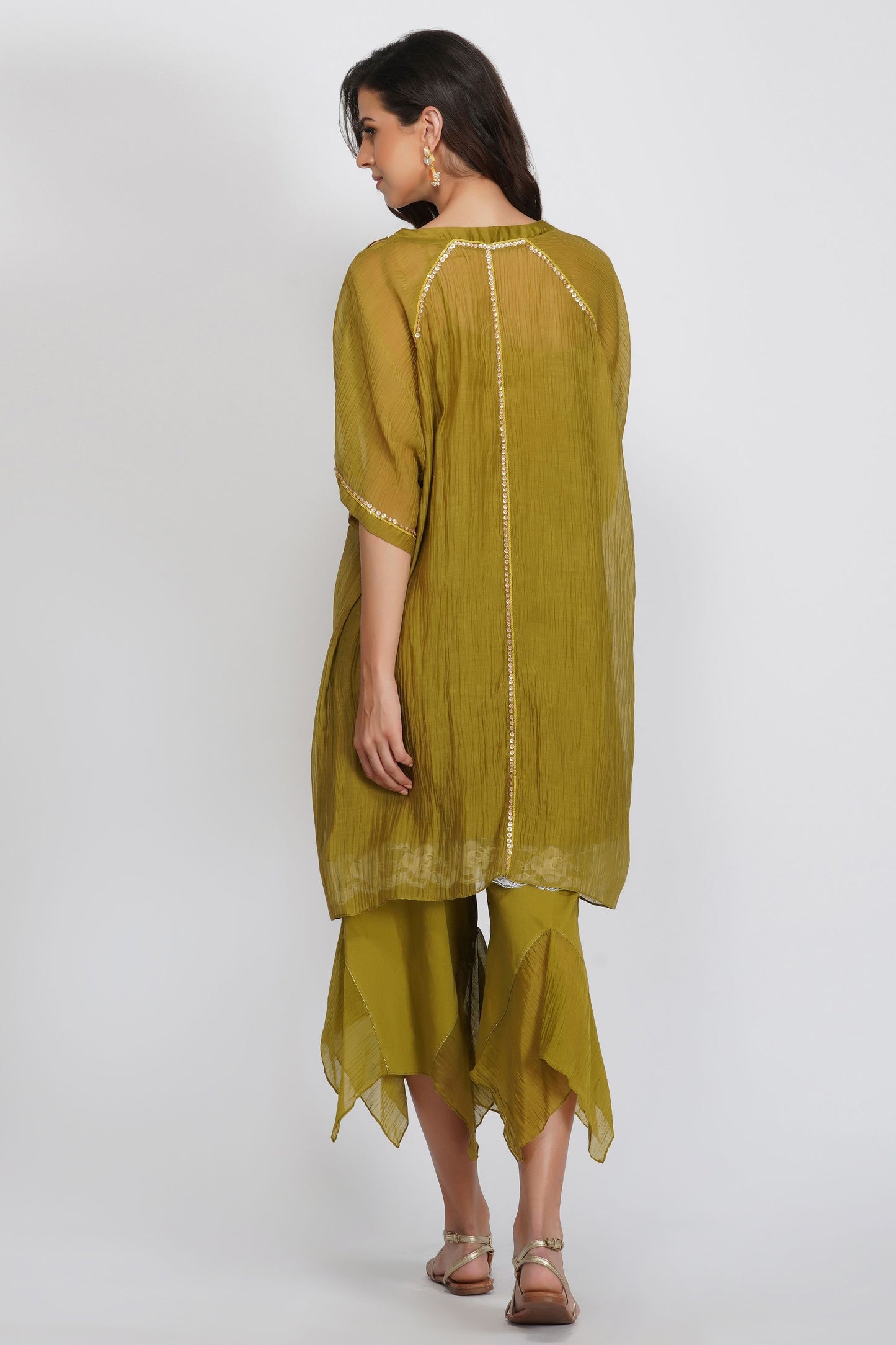 TSHIRT TUNIC WITH ASYMMETRICAL PANTS