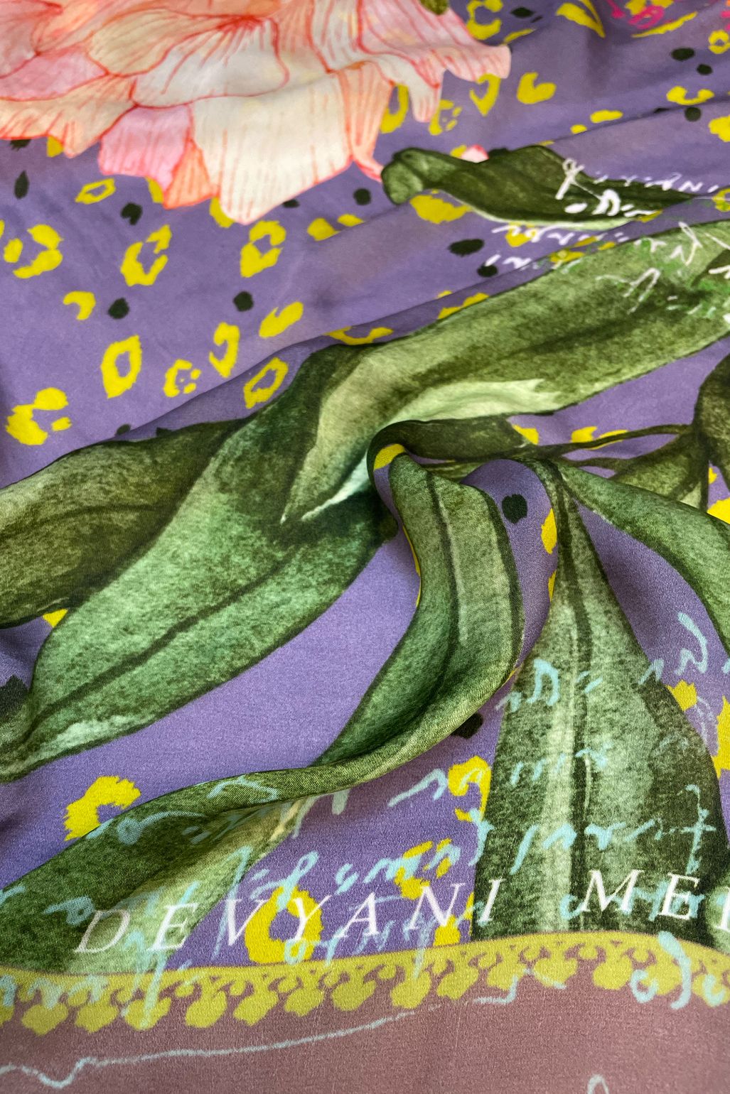 FLORA FAUNA LAVENDER SCARF