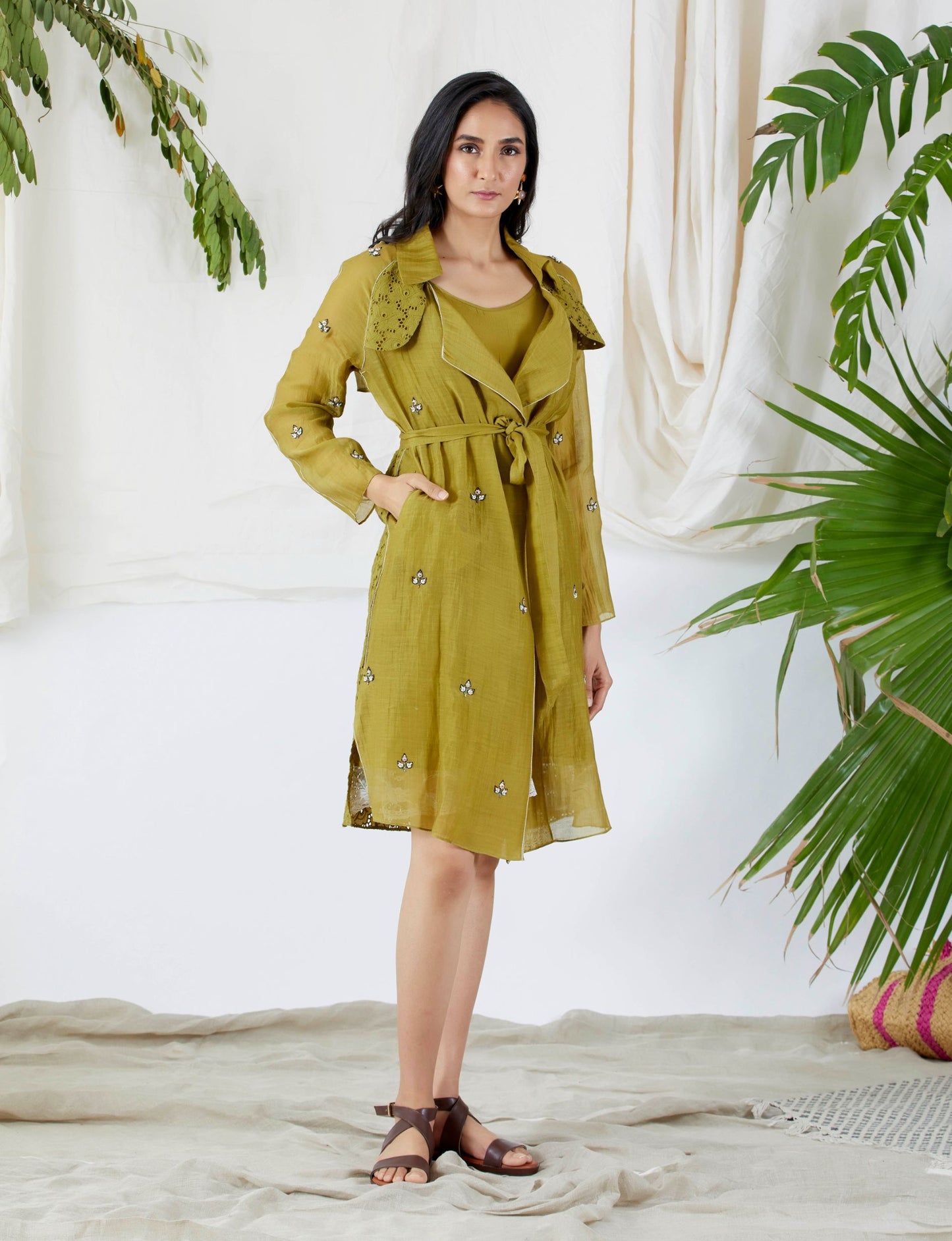 PEARL LEAF TRENCH DRESS