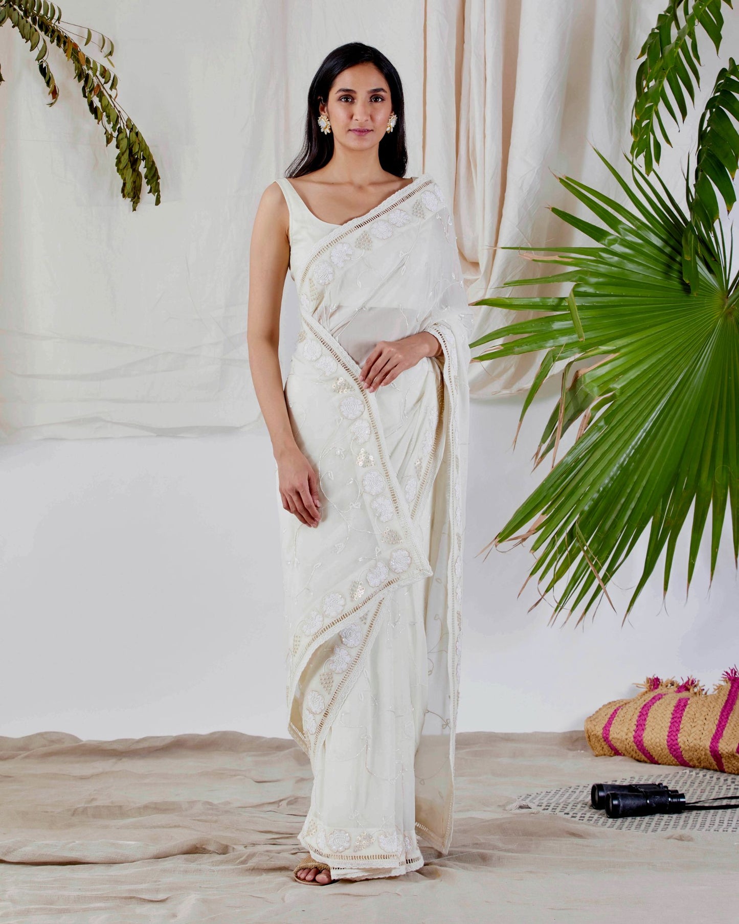 VINTAGE APPLIQUE SAREE