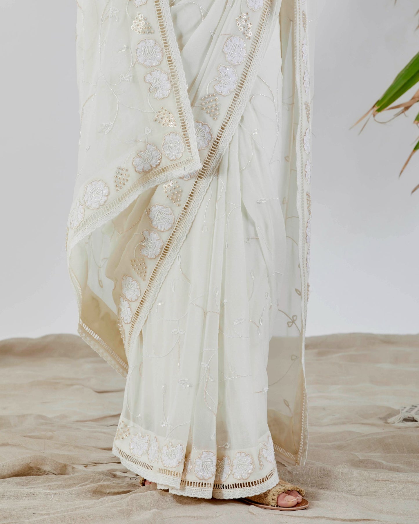 VINTAGE APPLIQUE SAREE