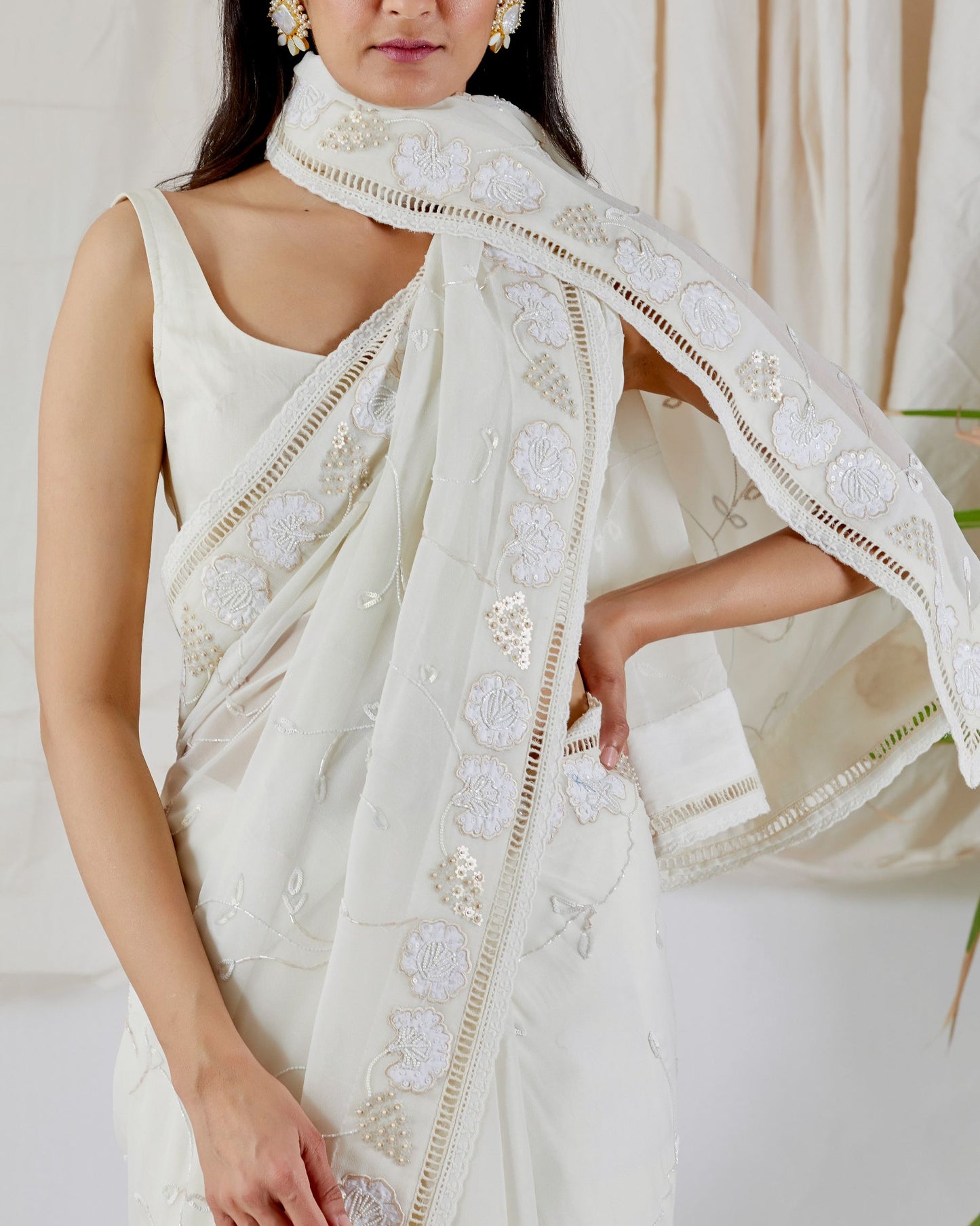 VINTAGE APPLIQUE SAREE