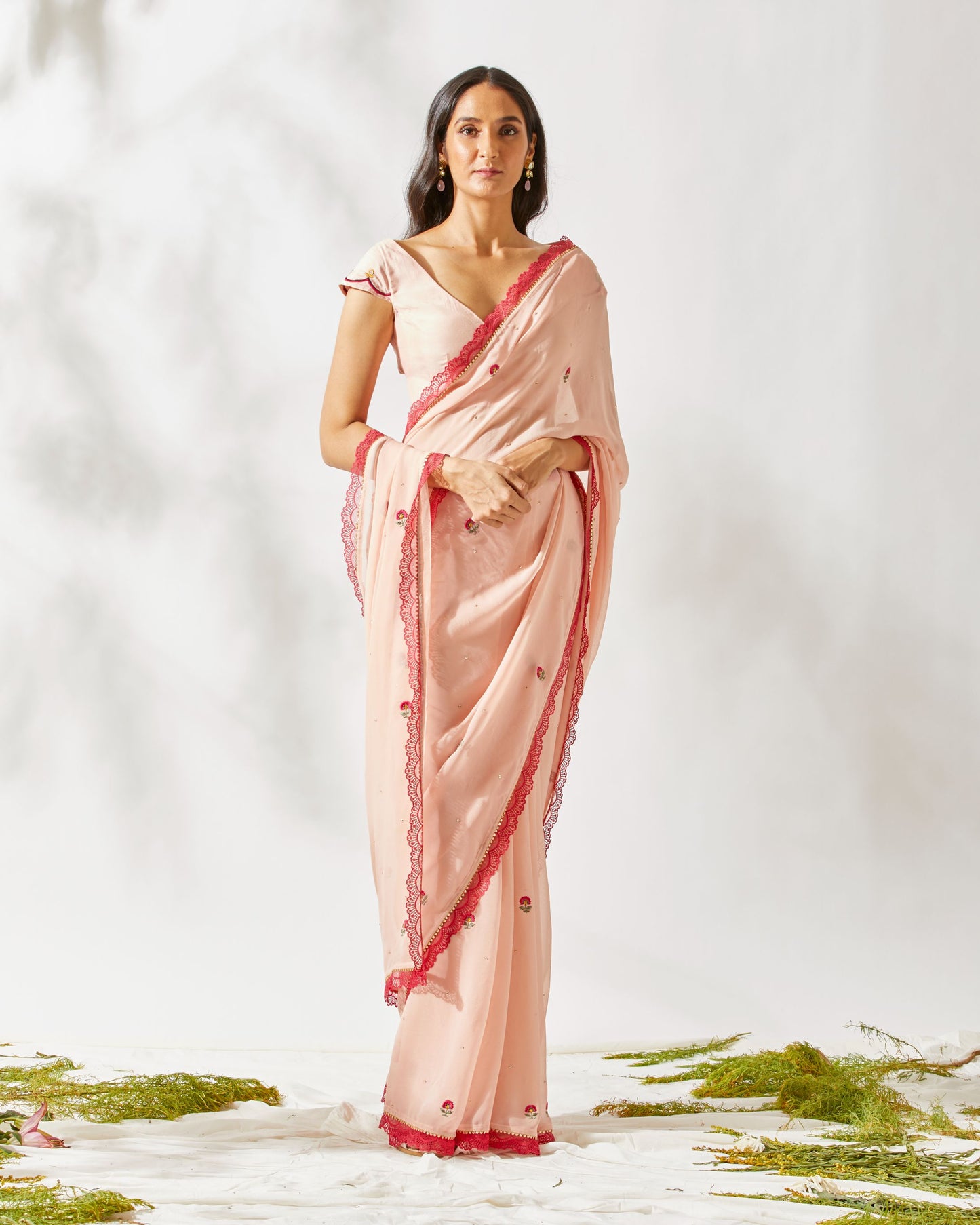 VINTAGE CARNATION SAREE