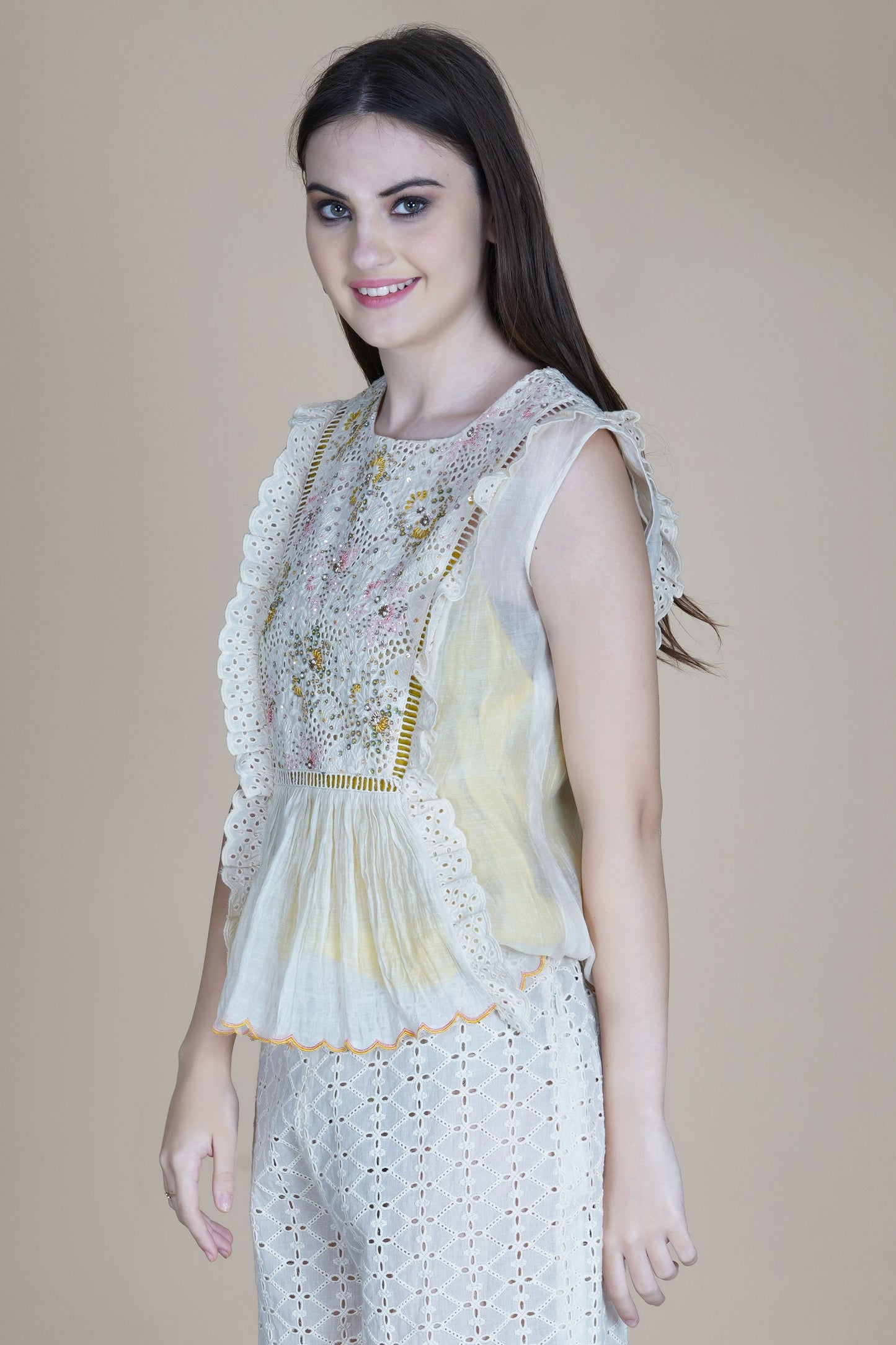 BRODERIE ANGLAISE TOP