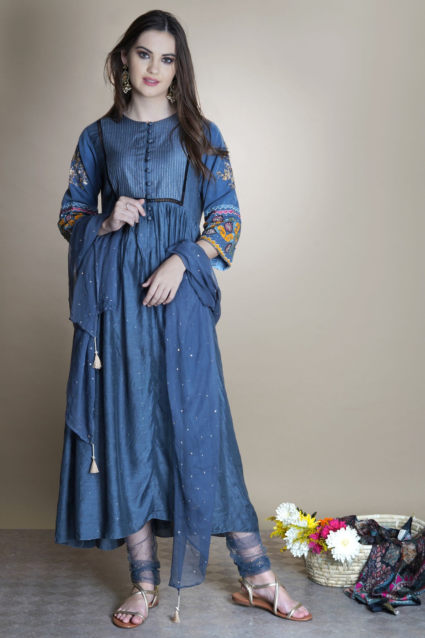 SUZANI APPLIQUE SUIT